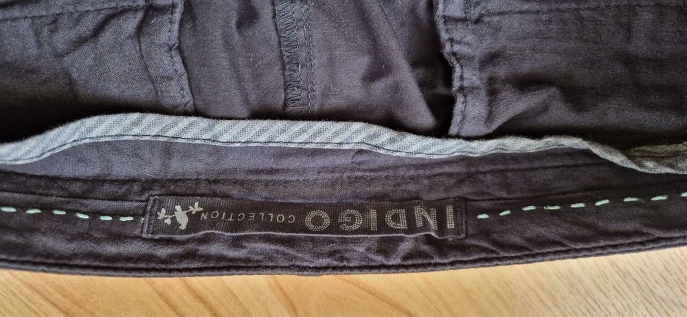 Granatowa mini spódnica Indigo Collection L
