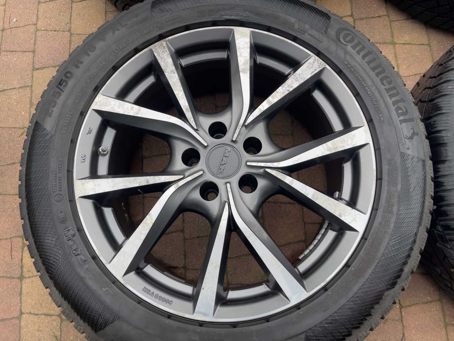 3864. Koła zimowe Vw Tiguan I Skoda 5x112 ET30 255/50/18 Continental