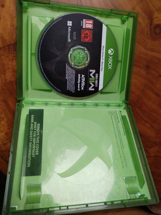 X box Call of Duty: Modern Warfare II Cross-Gen Edition