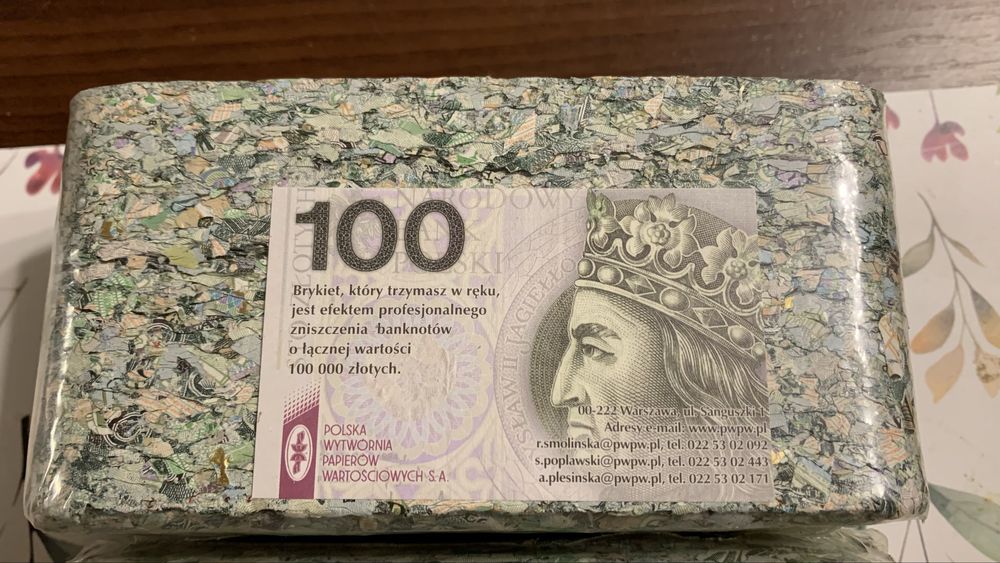 Sto tysięcy złotych - super prezent - milioner