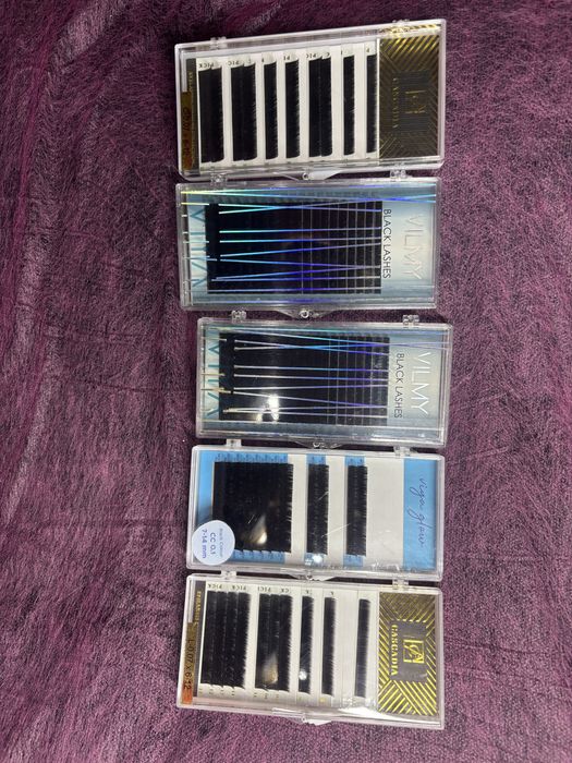 Вії для нарощення (є 2 нові упаковки)