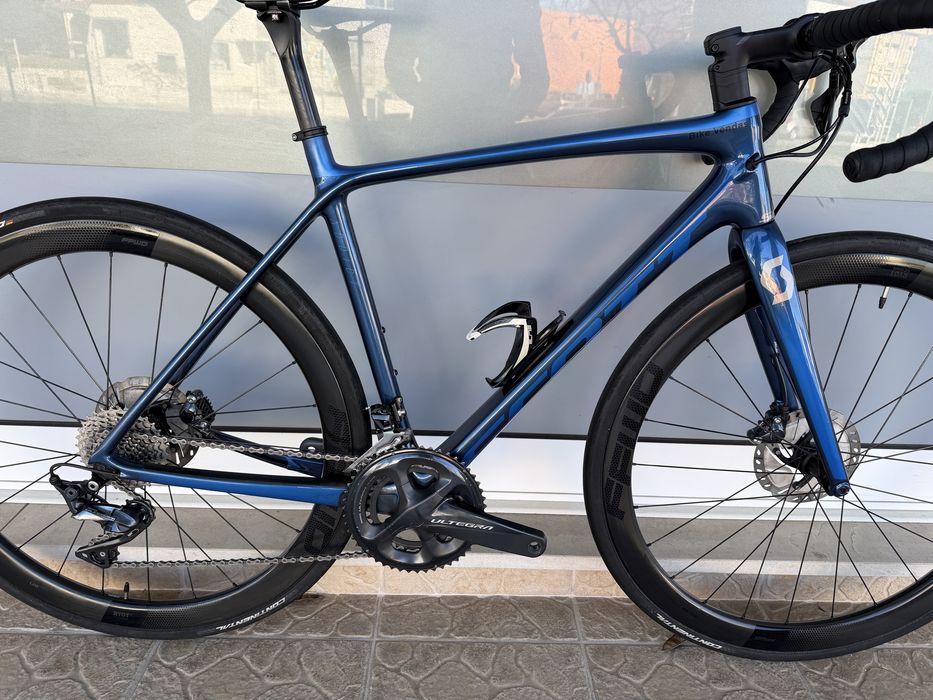 Bicicleta Scott c/rodas em carbono - Disco