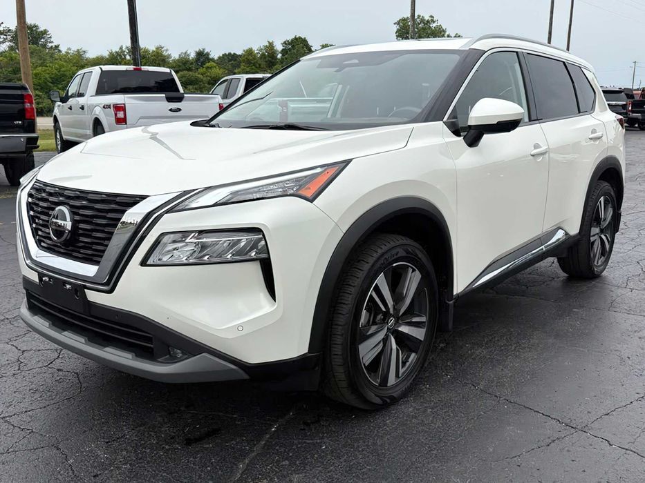 Nissan Rogue SL      2021