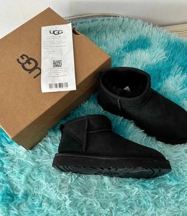 UGG Classic Ultra mini R.38