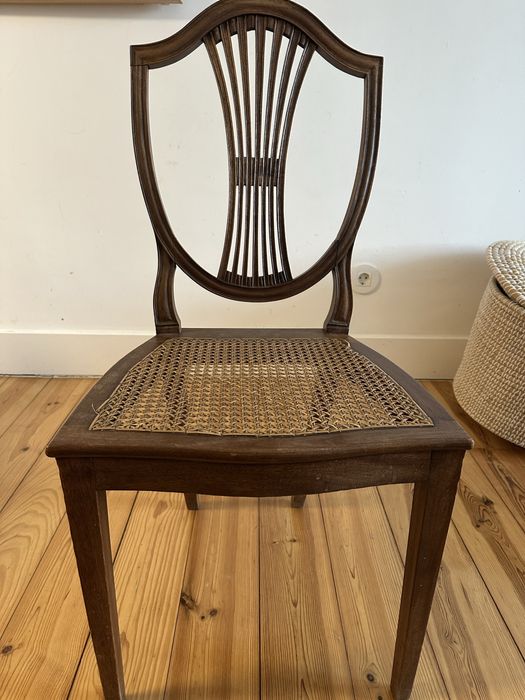 Cadeira assento de palhinha