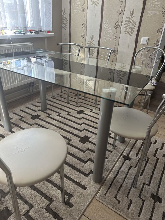 Стіл кухонний стекляний 140*80