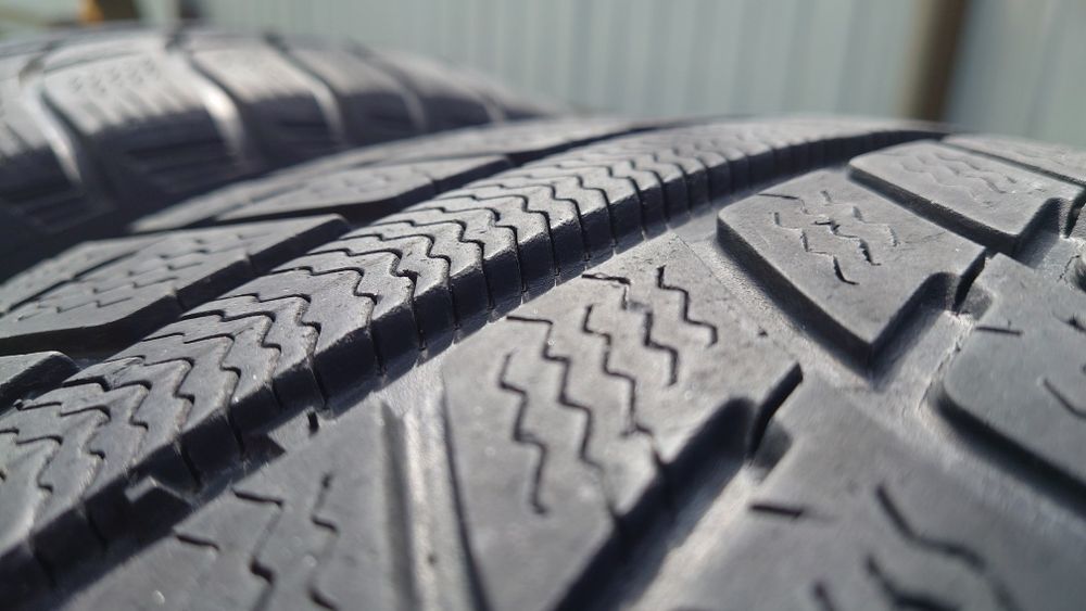 Гума, шини, резина Michelin Primacy alpin 225/50 R17 94H зимові