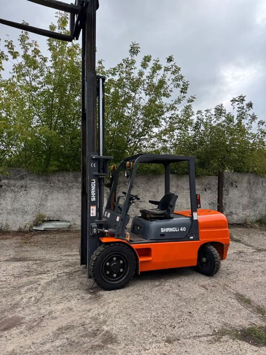 Навантажувач погрущик 3.5т дизель