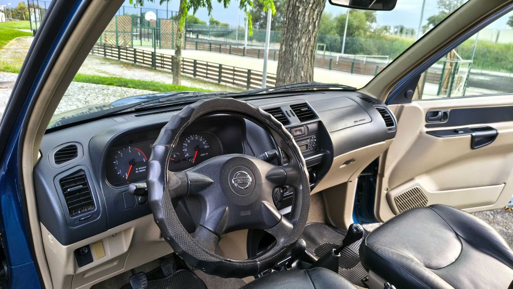 Nissan Terrano II