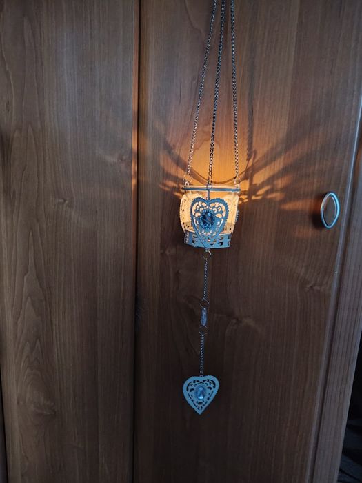 Wiszący lampion świecznik