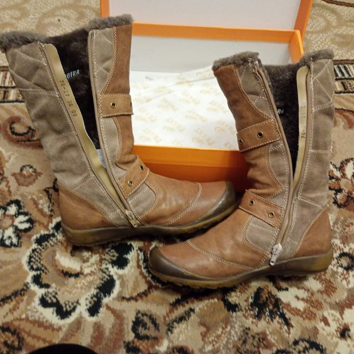 Продам взуття 36розмір багіра