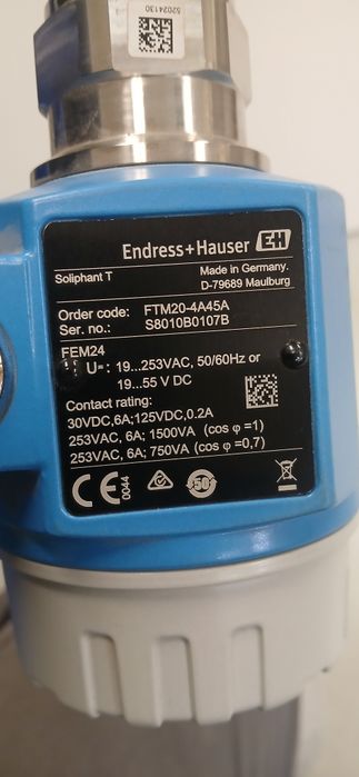 Sonda de nível para sólidos e granulados