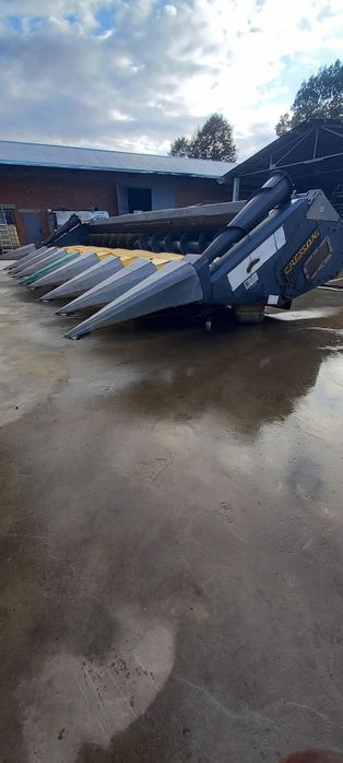 Продам жатку жниварку кукурудзяну 8х75 Gressoni італія