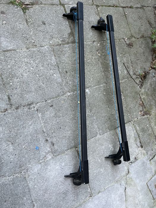 Bagaznik Thule 1060 na dach na rynienki + kluczyki