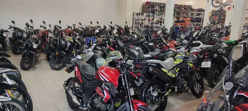 Акція зимові знижки !!!  Мотоцикл SP125C-2G