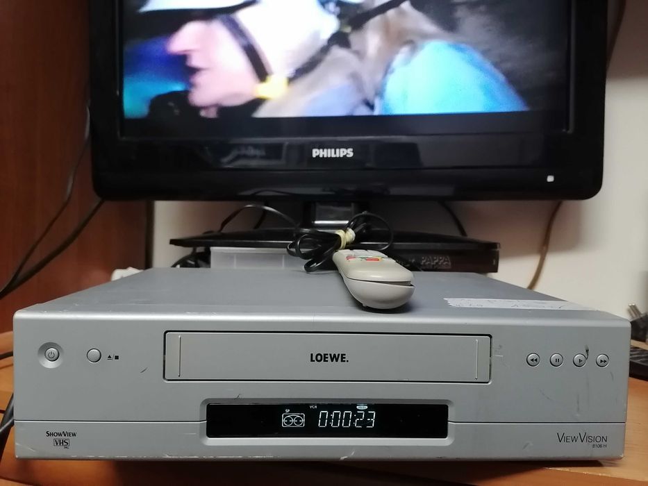 Magnetowid VHS Loewe VV8106H Platinum  HI-FI stereo pilot