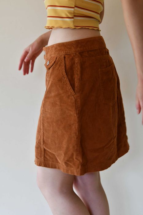 Intensywnie pomarańczowa lisia spódniczka sztruks