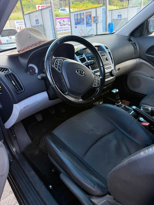 2007 Kia Ceed with Low Kilometers