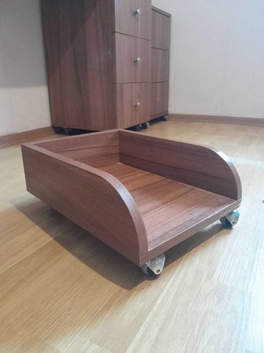 Письмовий (комп'ютерний) стіл