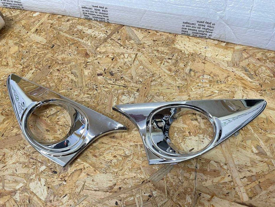 хром туманки Camry 50 європа накладка туманкі хром