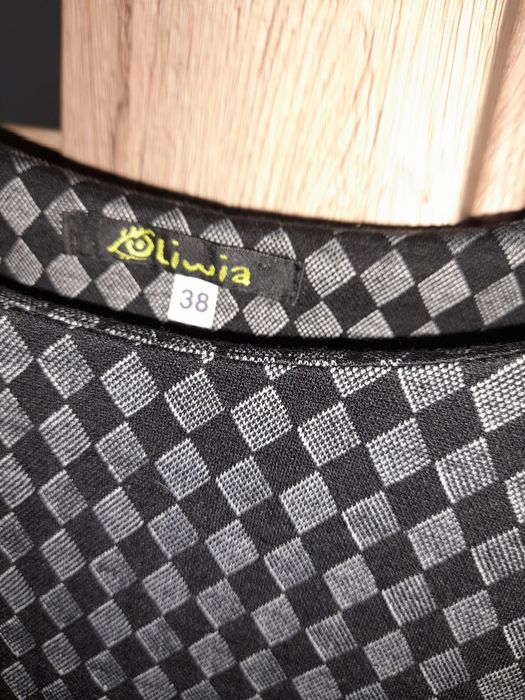 Sukienka szaro czarna