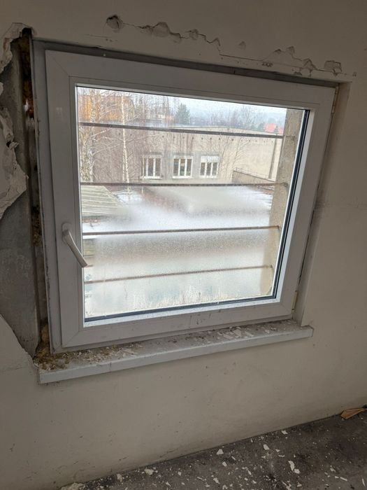 Okna , drzwi , grzejniki