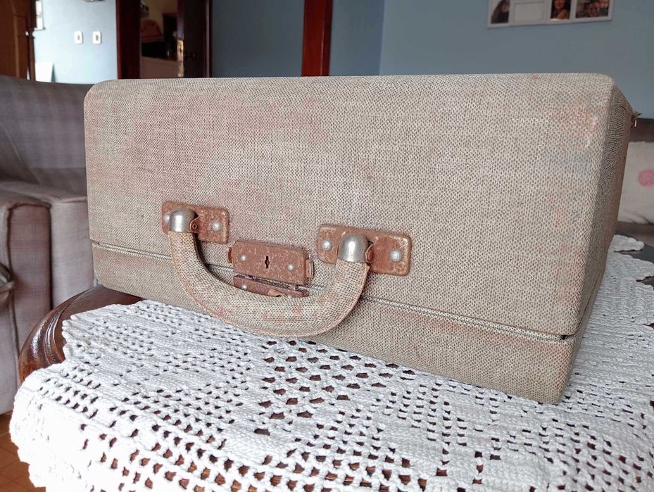 MQE_001 | Máquina de Escrever | Remington Quiet-Riter | Antiguidade