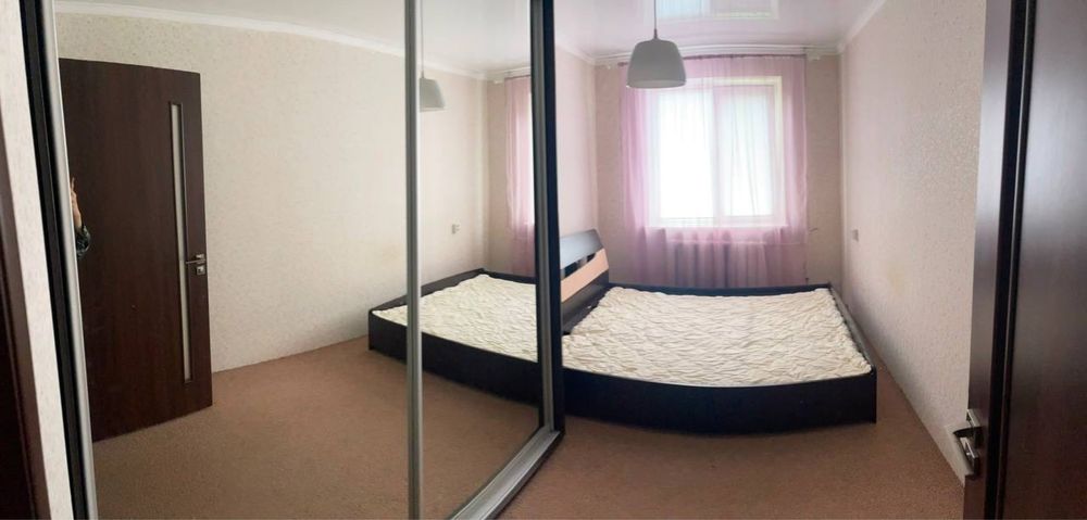 129 квартал Продаю 3 кімнатну квартиру на 3 поверсі з ремонтом меблями і технікою, ще вона сучасна і комфортна для відпочинку, тихий район