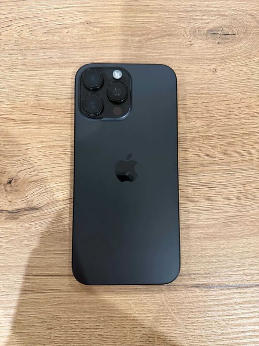 I phone 16 pro max Black Titanum