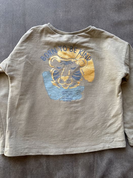 Кофта легка з левом 104 розміру