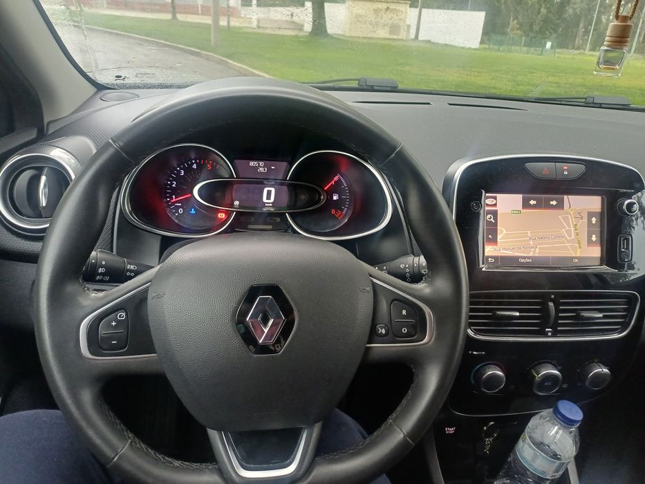 Clio 1.5  Limited  80 000 kms