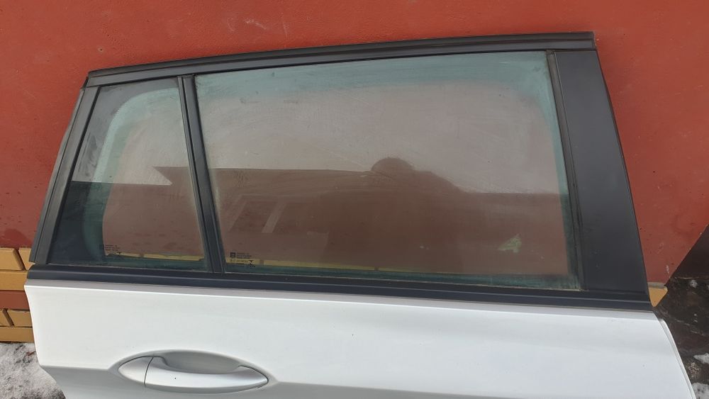 Opel Astra K kombi drzwi tył prawy kompletne