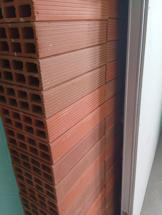 Vendo 44 tijolos (URGENTE)