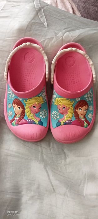 Недорого!! Кроксы разных размеров!