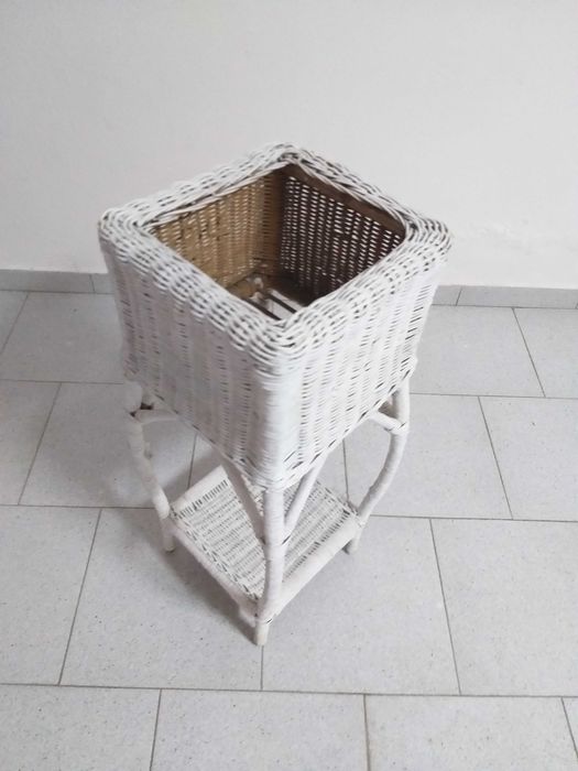 floreiras antigas - madeira e verga