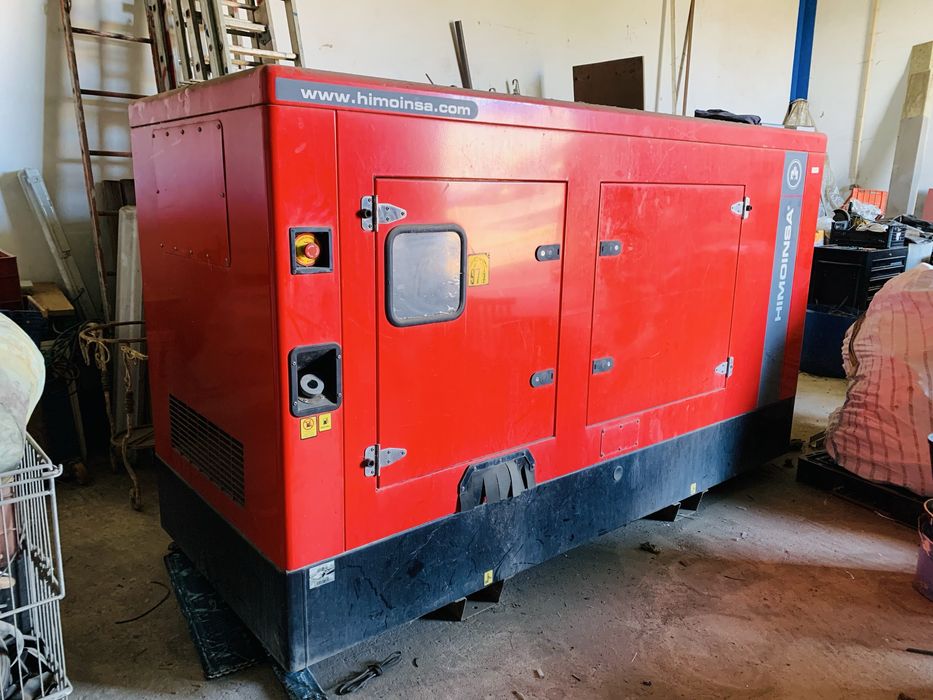 Gerador Himoinsa - 73kVa C/ Painel Controlo e Quadro Inversor Autom.