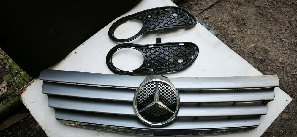 Grelha frontal Mercedes W203 Coupé Sport Coupe 2002 + grelhas laterais