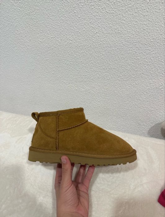 Ugg Castanhas Novas