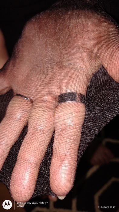 Wyzywające nowe cienkie czarne rajstopy ze stretchu LM roz 5/6+gratis.