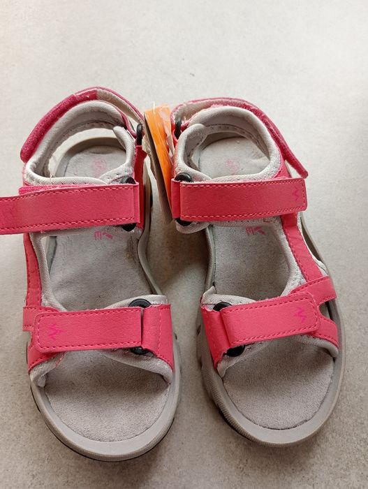 Sandały sandałki dziewczęce nowe Rozmiar 30/31 długość 19.5cm