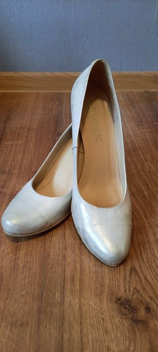 Piękne ślubne buty r.40 Morek
