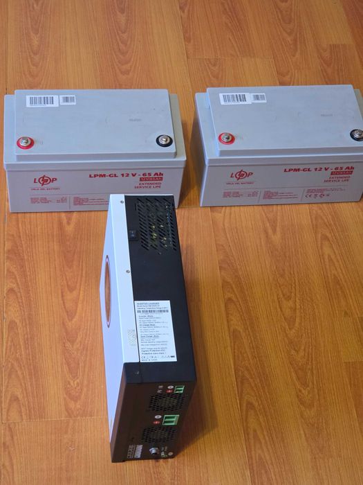 Гібридний інвертор на 3квт SM-3200H-24 + 2 гелеві АКБ по 65Аг