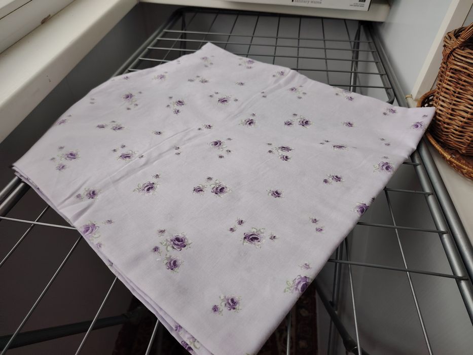 Простынь полуторная, 2 штуки