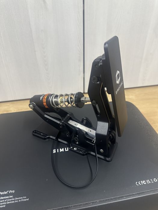 Simucube throttle