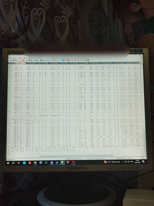 Монитор Samsung SyncMaster 740n