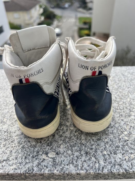 Varias sapatilhas de Criança