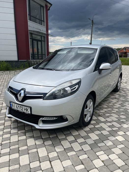 RENAULT Grand Scenic