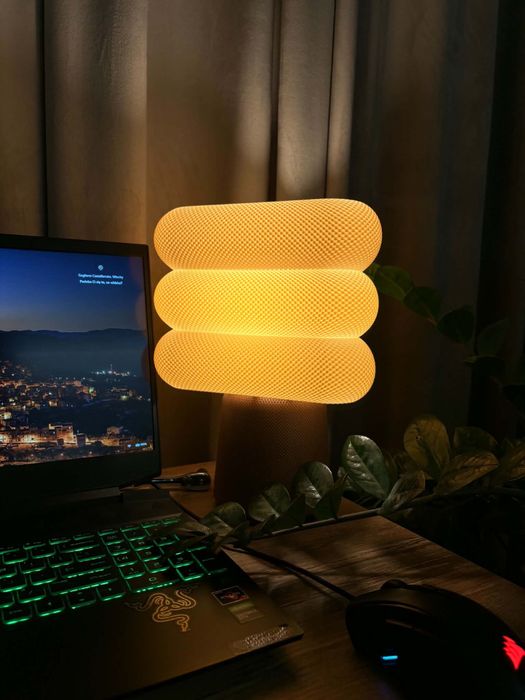 Lampka.      .