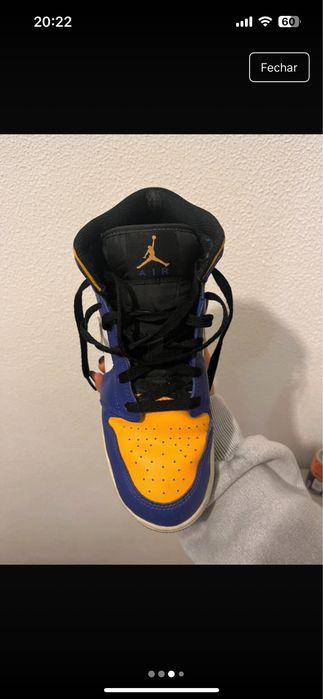 Jordan 1 Mid Lakers