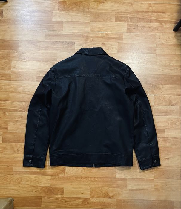 (М) Черная кожанная куртка Zara кожанка шкіряна куртка весенняя осіння